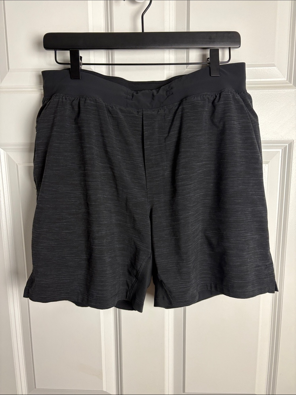 Lululemon Men's Pace Breaker Lined Running Training Shorts black heather